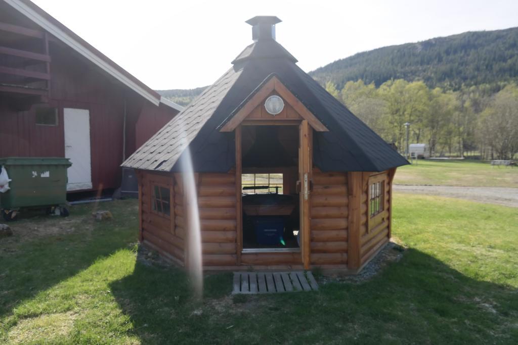 Holmset Camping And Fishing Namdalseid Eksteriør bilde